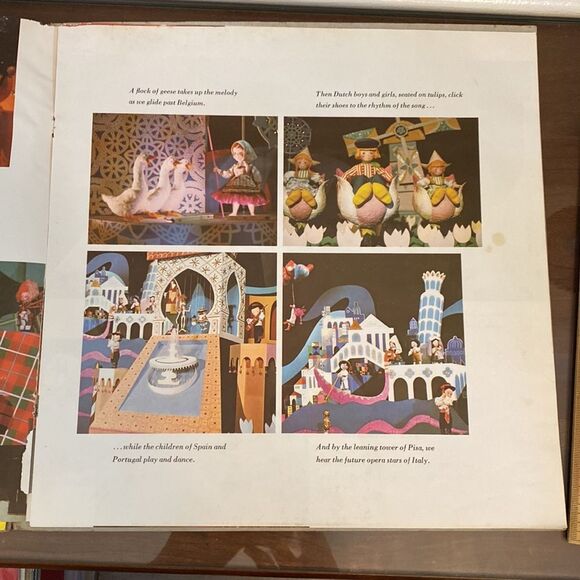 1964 Disneyland Its A Small -book & long playing record - Picture 7 of 10